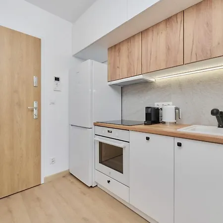 Apartment New Studio Teczowa With Free Garage By Renters *